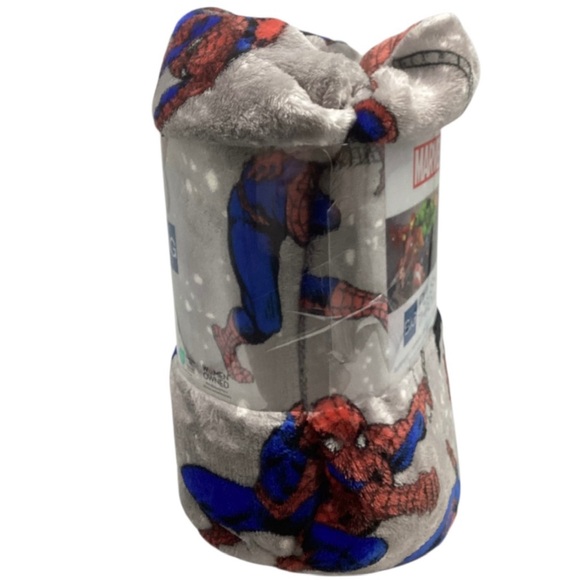 Marvel “Spider-Man” Oversized Supersoft Printed Plush Throw Blanket (NWT) - Picture 4 of 9